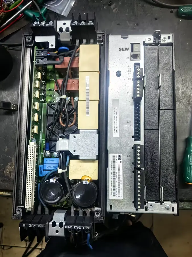 mmexport1760248177346.jpg